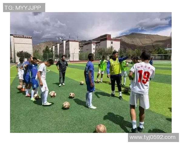 拉孜县足球队的球星阵容与成长轨迹解析 拉孜县足球队的球星阵容与成长轨迹解析