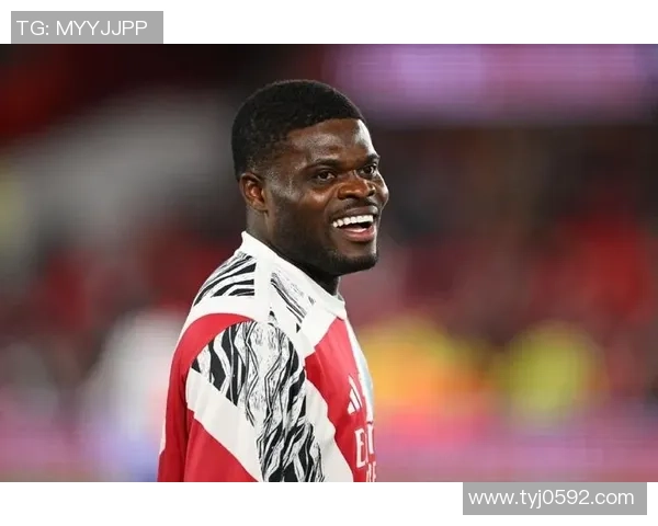 英超球星托马斯的精彩表现与职业生涯回顾