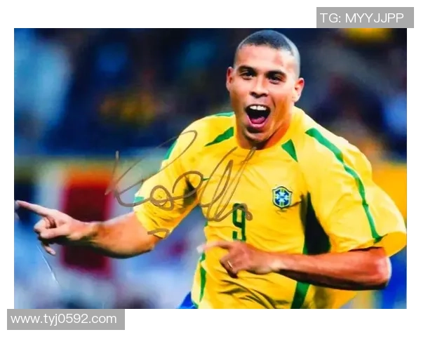 足球球星穿越历史时空重演经典比赛成就的传奇之旅 足球球星穿越历史时空重演经典比赛成就的传奇之旅