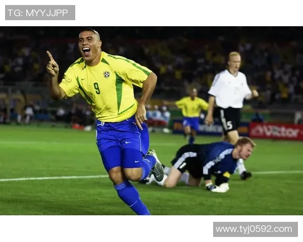 足球历史上的最强传奇球星盘点 谁才是无可争议的足坛之王 足球历史上的最强传奇球星盘点 谁才是无可争议的足坛之王